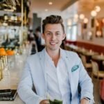 photo-1556157382-97eda2d62296